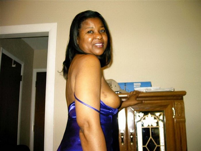 naked fat black girl